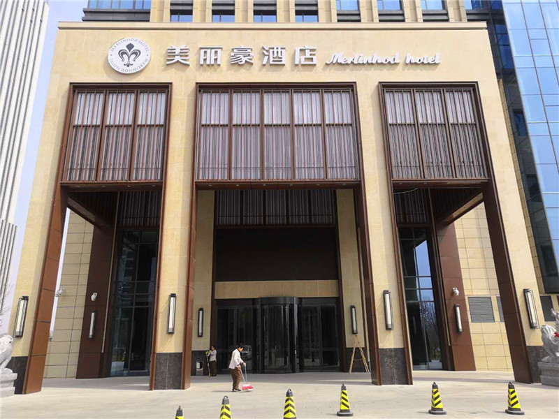 延安美丽豪大酒店--两翼自动旋转门